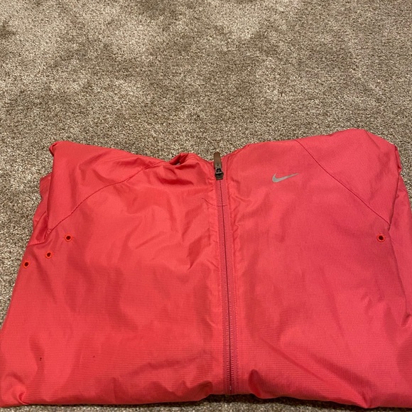 Women’s Nike Running jacket. Windbreaker. Size small. - Picture 7 of 9